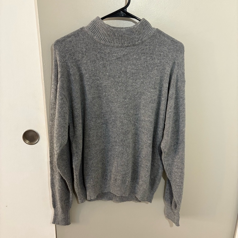 Brandy Melville Grey Sweater